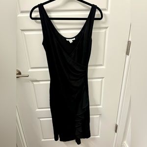 WHBM Sleeveless V-neck Women's Dress. Size Medium (8-10).